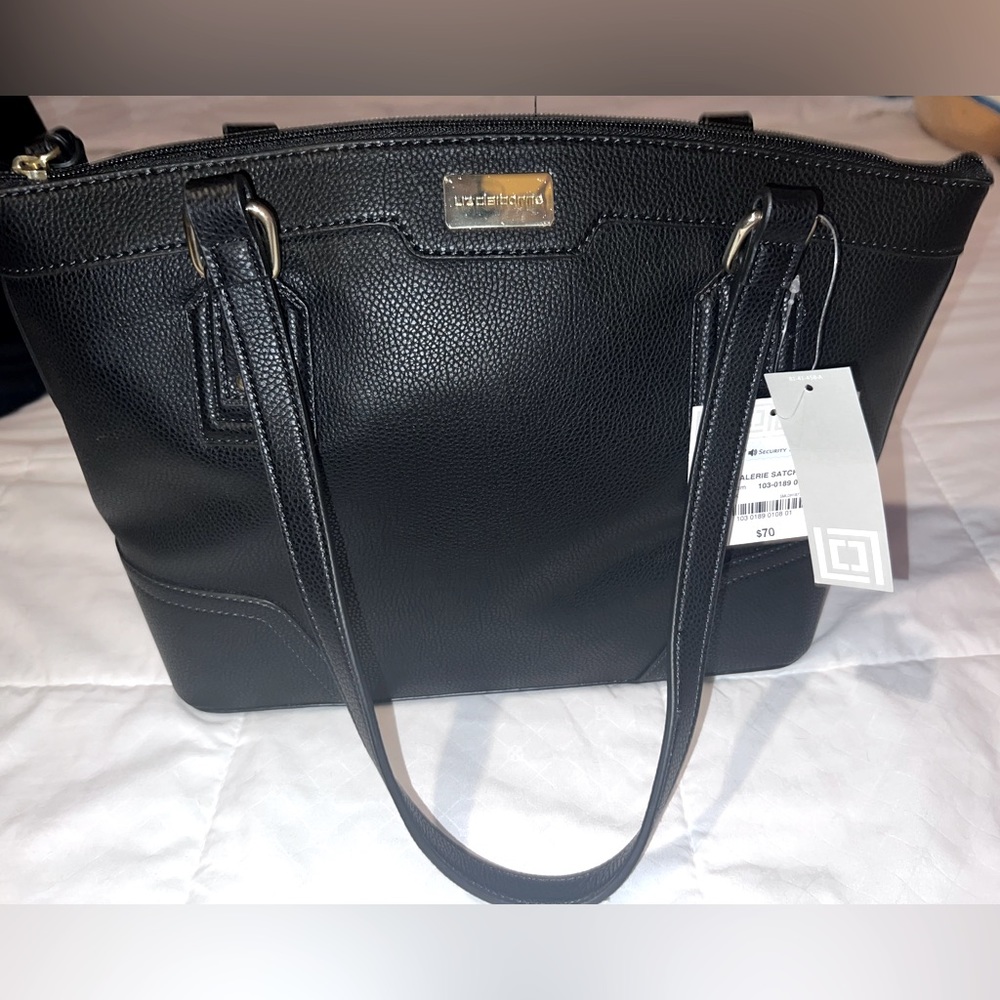 Brand New Liz Claiborne Purse 👜